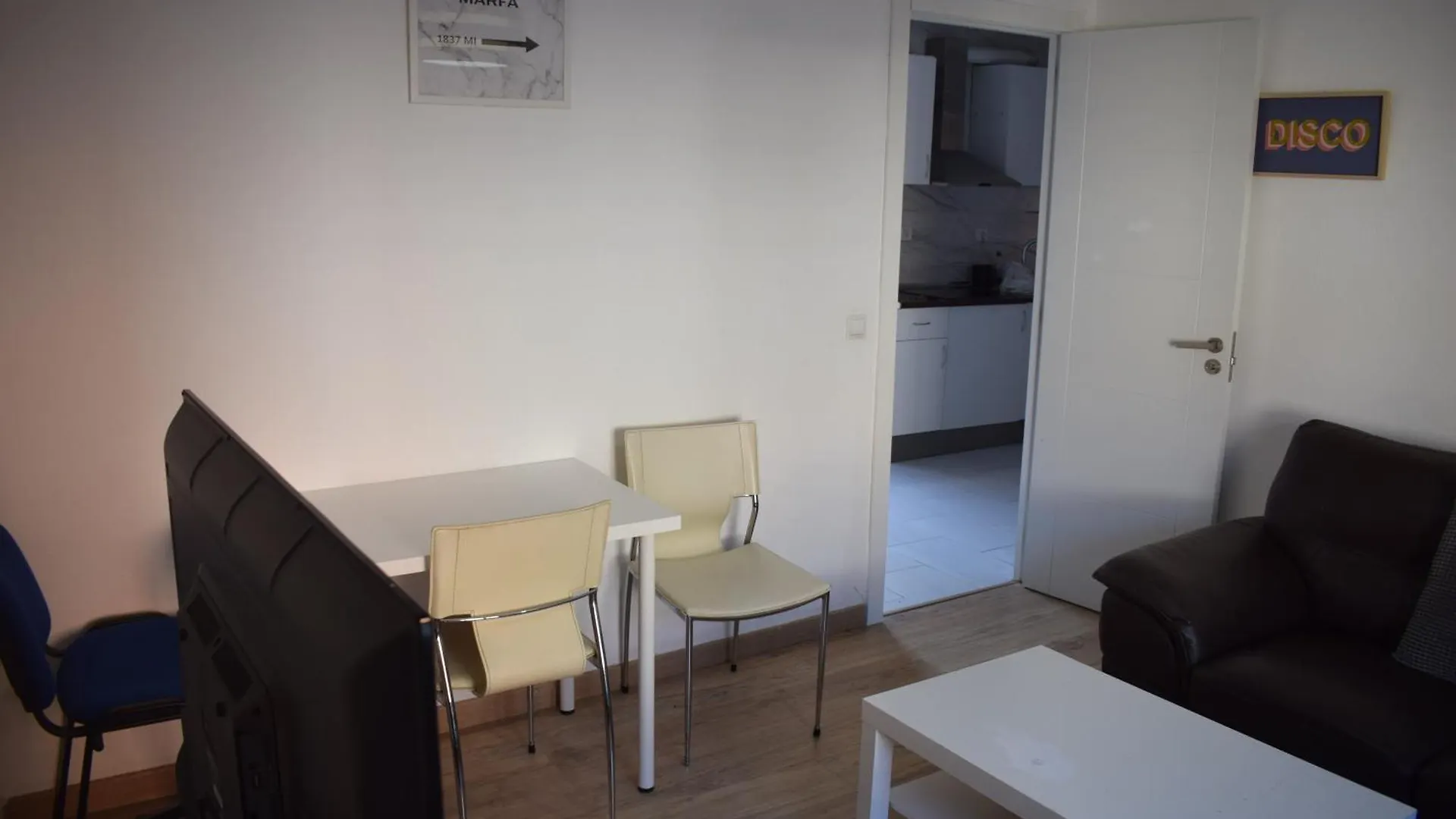 Vialia Apartments Málaga 0*,